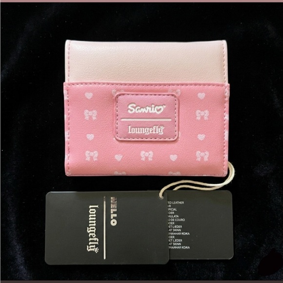 Loungefly Hello Kitty Pink and White Wallet - Picture 2 of 5